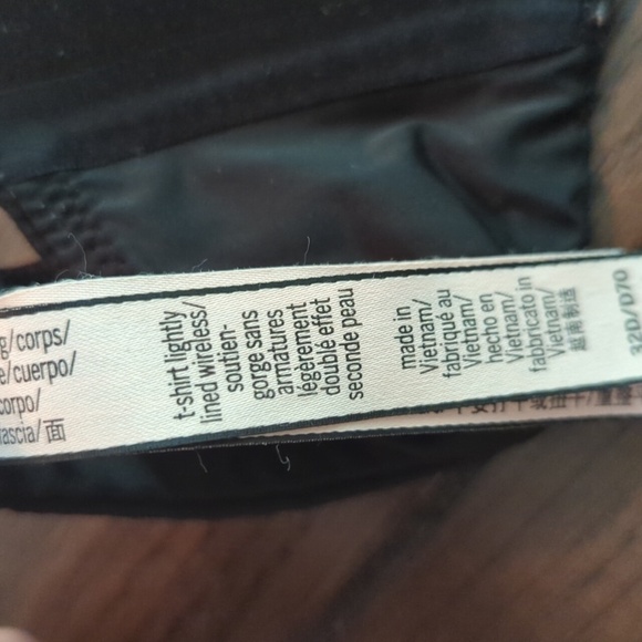 Victoria's Secret T-shirt Lightly Lined Wireless Bra 32D Black - Picture 9 of 12